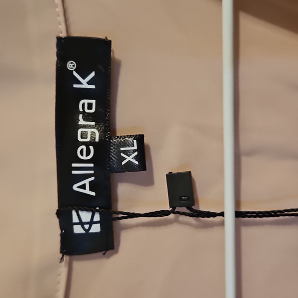 Allegra K Pale Pink V Neck Blouse. NWT - Picture 2 of 7